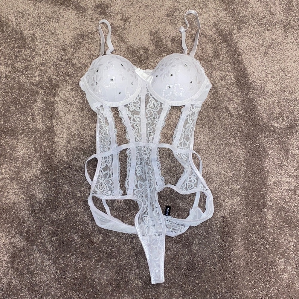 Body Rage White Lace Underwire Teddy Bodysuit Lingerie SIZE SP